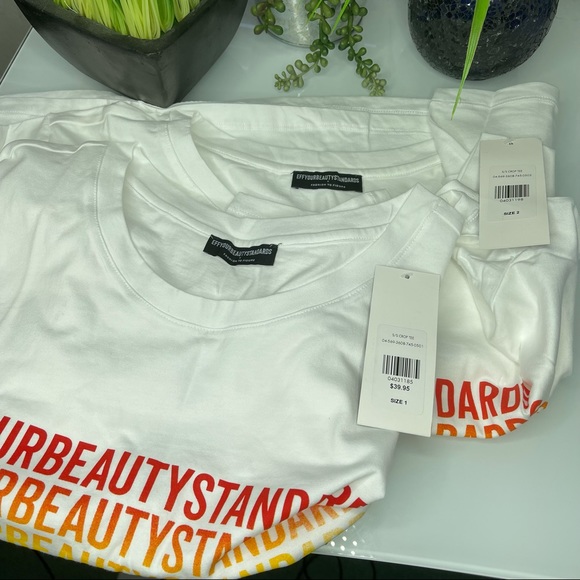 Fashion To Figure EYBS White Crop Tee NWT 1X - Picture 7 of 14